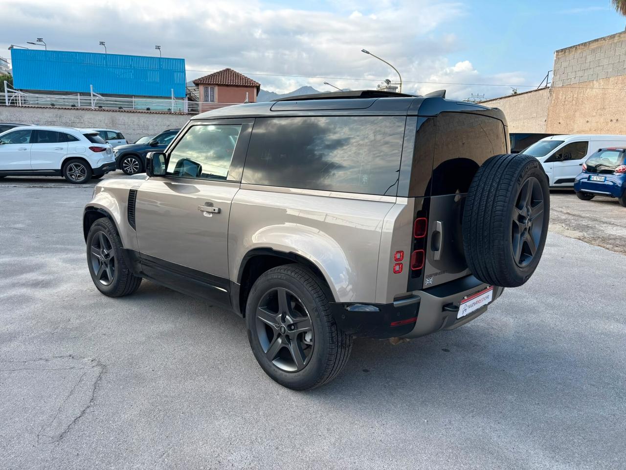 Land Rover Defender 90 D250 Mild Hybrid SE X DINAMIC