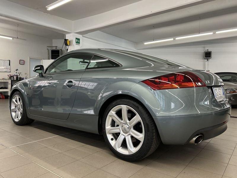 Audi TT TT Coupé 3.2 V6 quattro S tronic