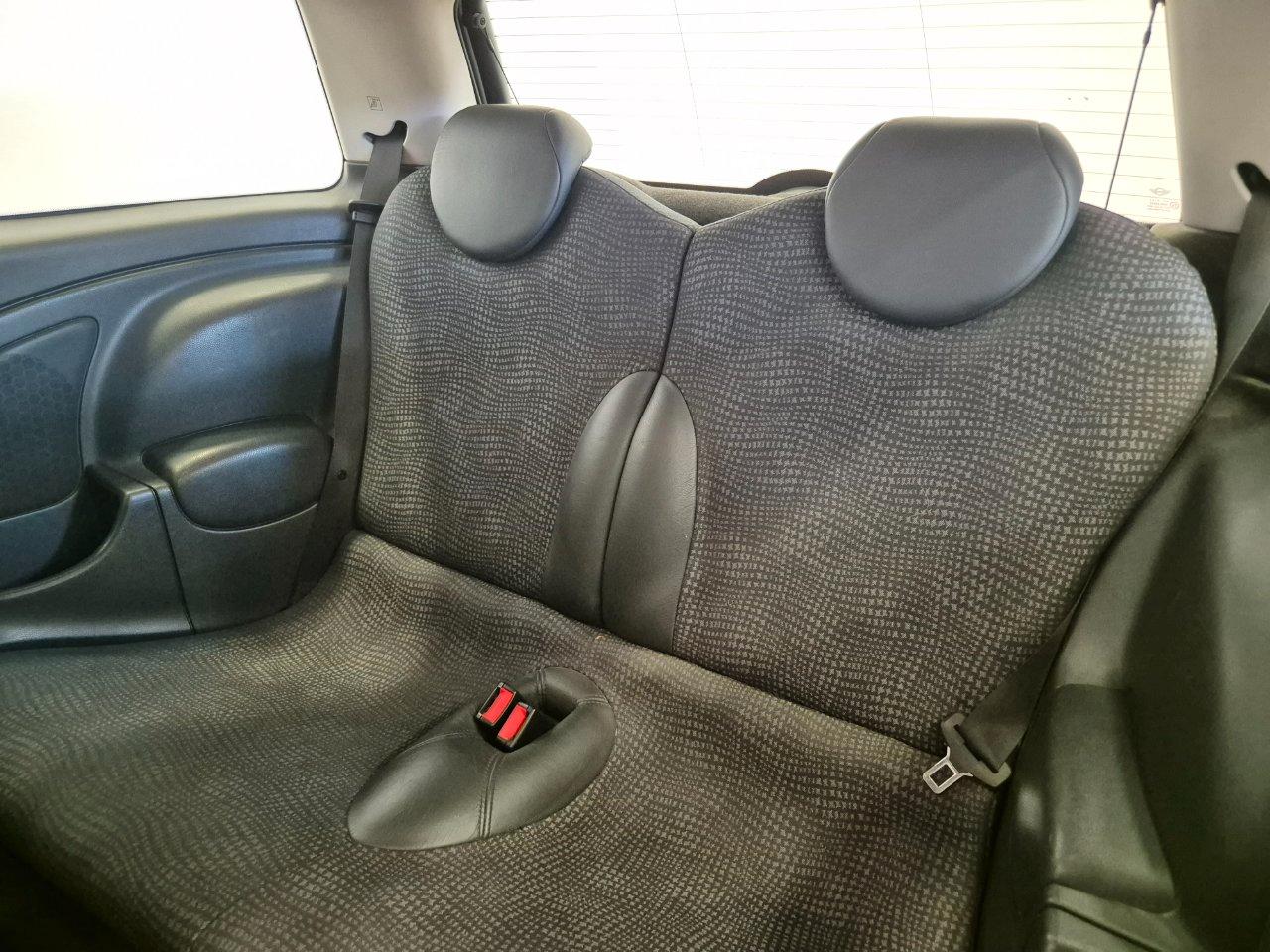 Mini Cooper 1.6 3 p. - NEOPATENTATI