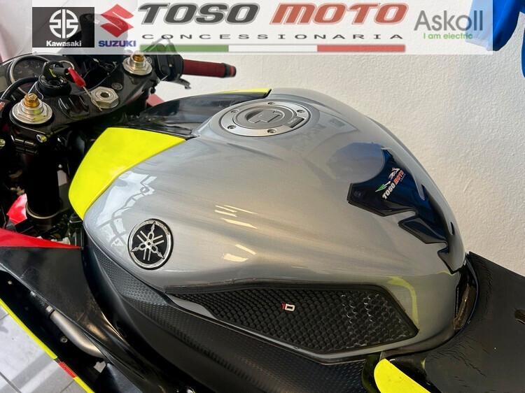 Yamaha YZF R6 Pista