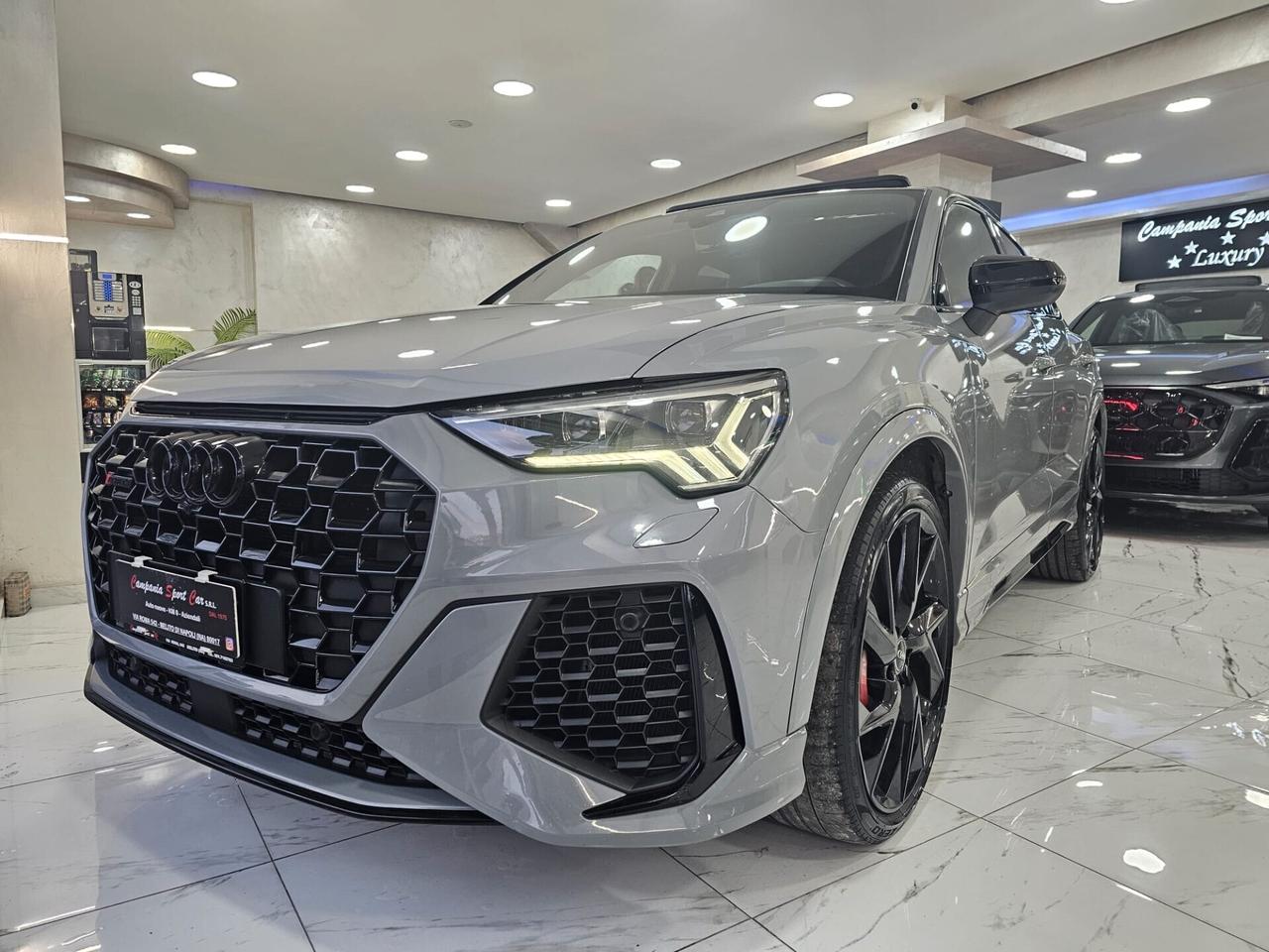 NUOVA AUDI RSQ3 SPORTBACK 2.5 BENZ 400CV S-TRONIC BLACKLINE