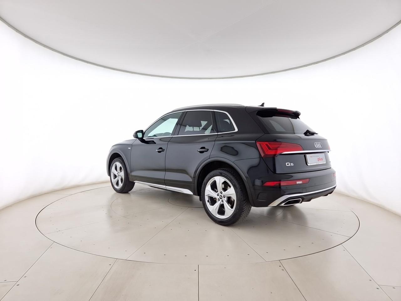 Audi Q5 40 2.0 tdi mhev 12v s line quattro s-tronic