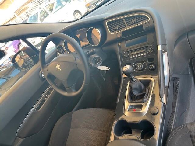 PEUGEOT 3008 1,6 DIESEL
