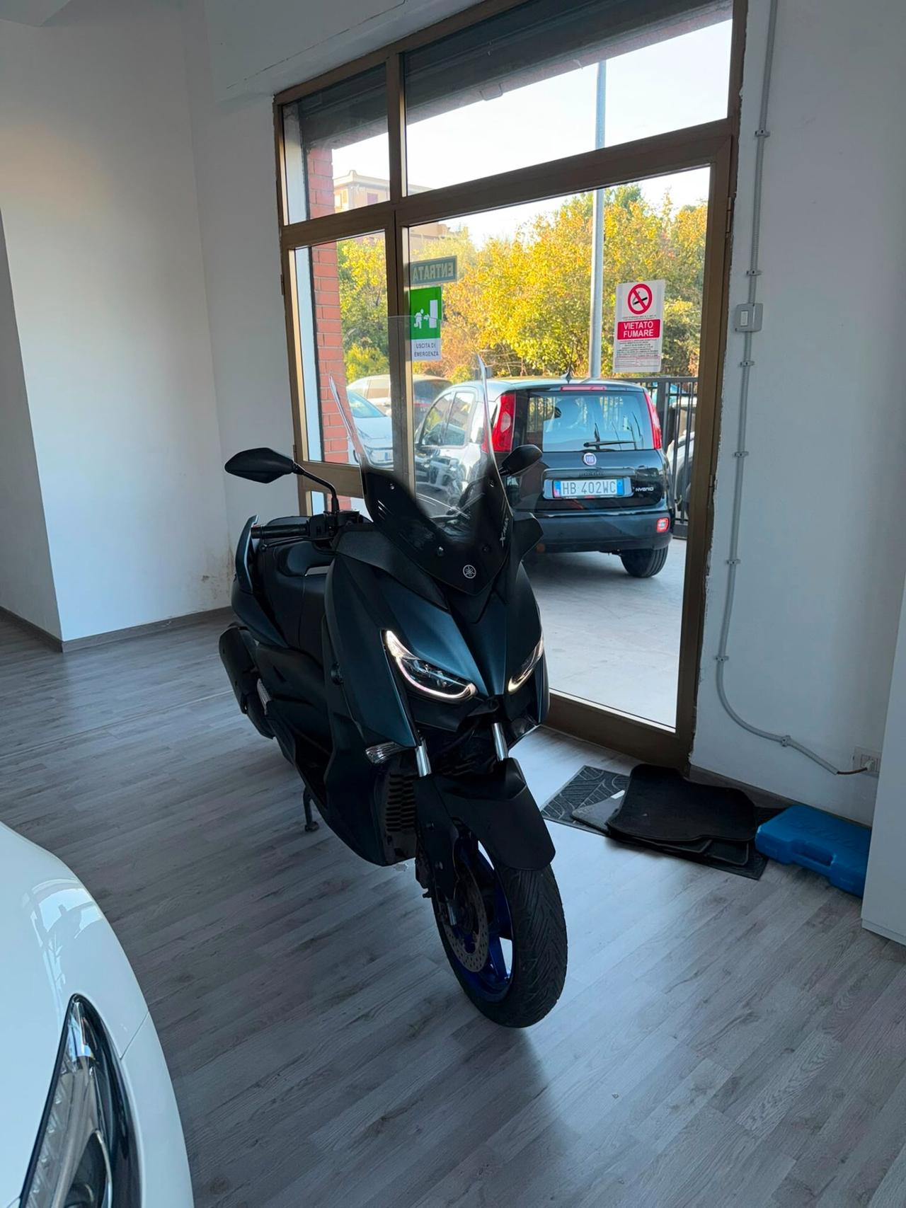 Yamaha X-Max 300