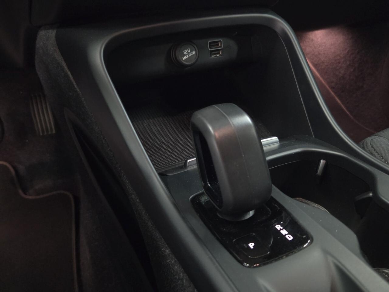 Volvo XC40 T3 Geartronic Momentum Pro
