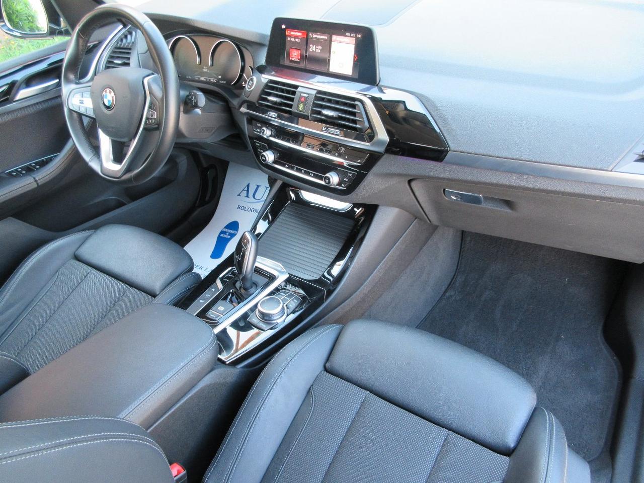 BMW X3 xDrive20d mhev 48V xLine auto
