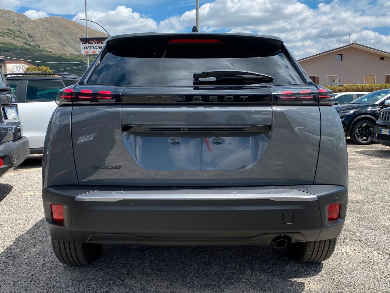 Peugeot 2008 New 1.2 PureTech 100cv S&S Modello Allure