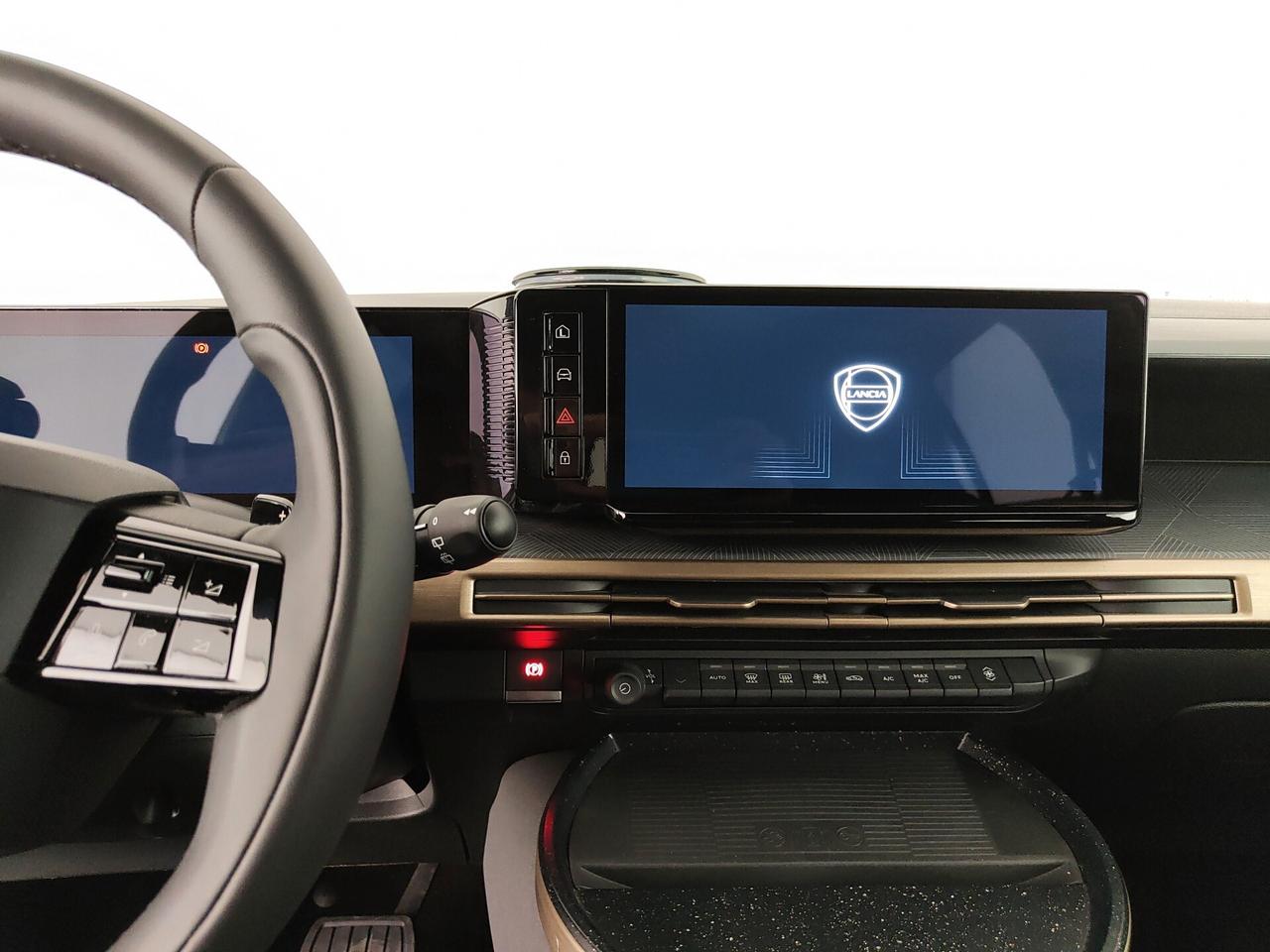 Lancia Ypsilon Hybrid e-DCT LX