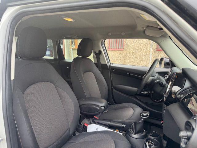 MINI Cooper D 1.5 Cooper D Hype 5 porte CAMBIO AUTOMATICO