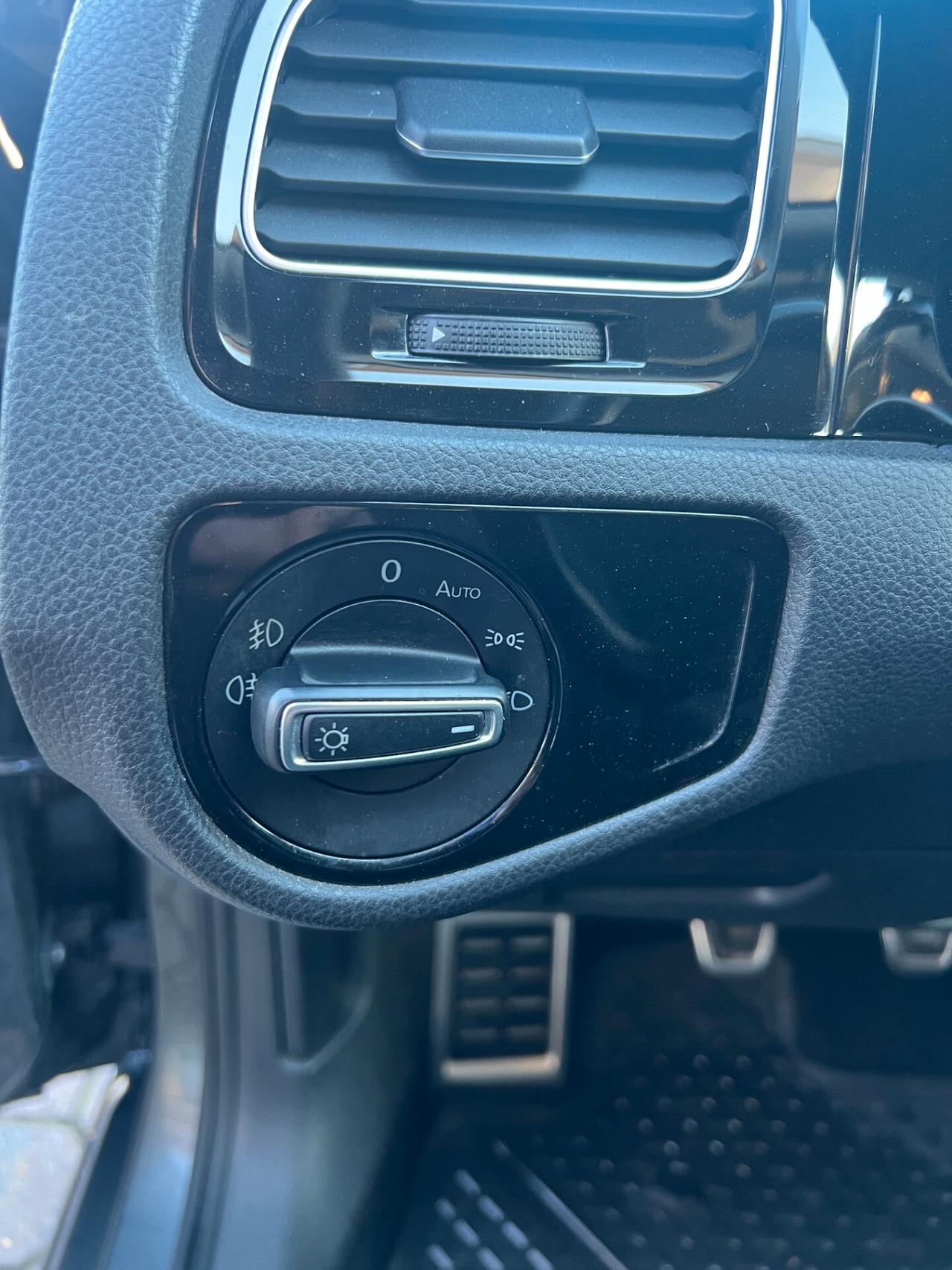 Volkswagen Golf 2.0 TDI 5p. Executive BlueMotion Technology