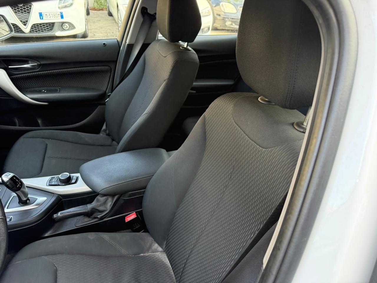 Bmw 118 118d 5p. Advantage