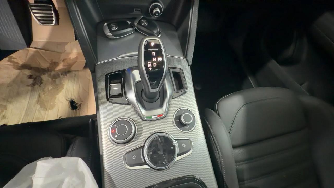 Alfa Romeo Stelvio 2.2 Turbodiesel 210 CV AT8 Q4 Veloce