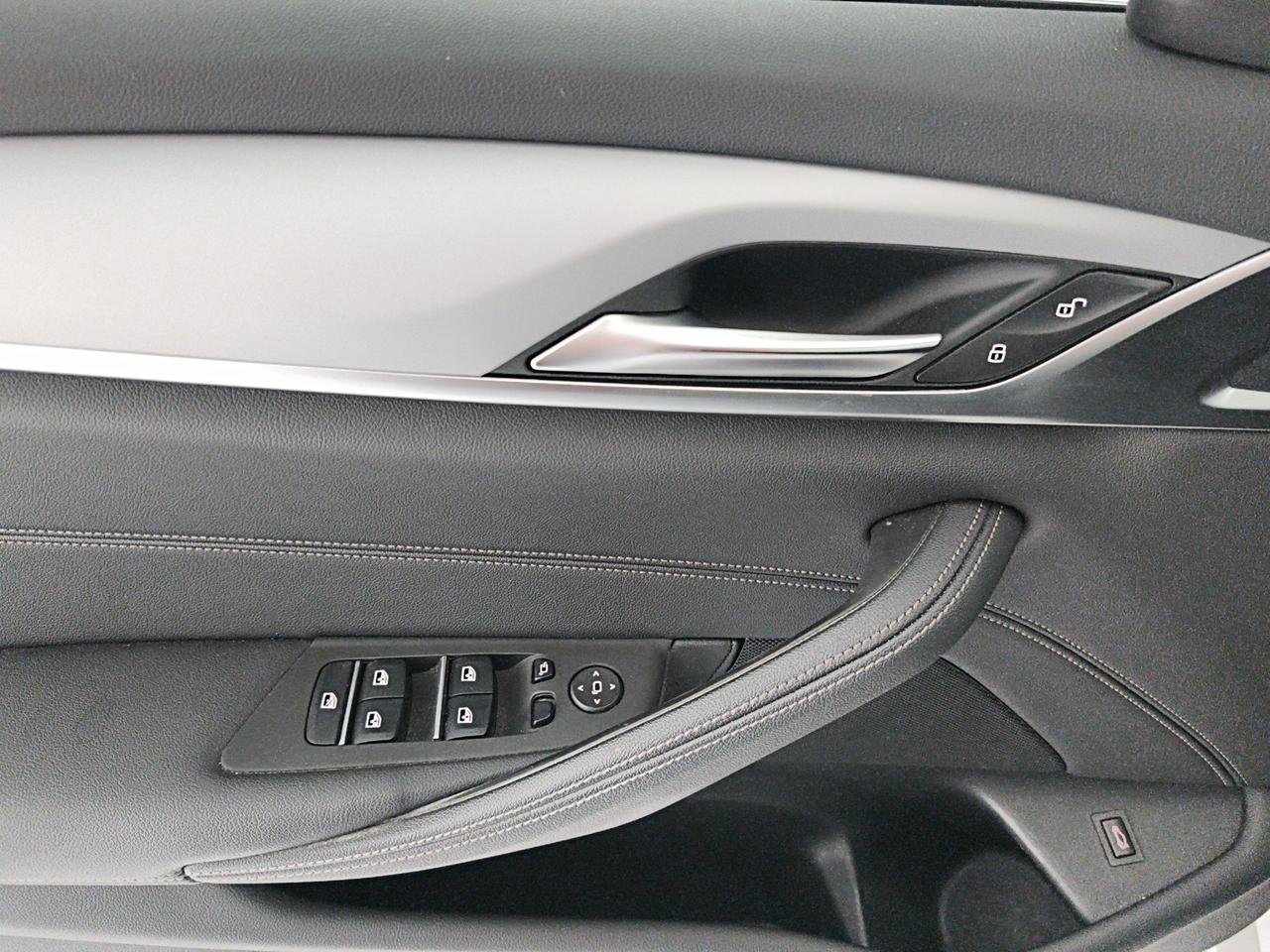 BMW Serie 5 520d xDrive Berlina 48V Business