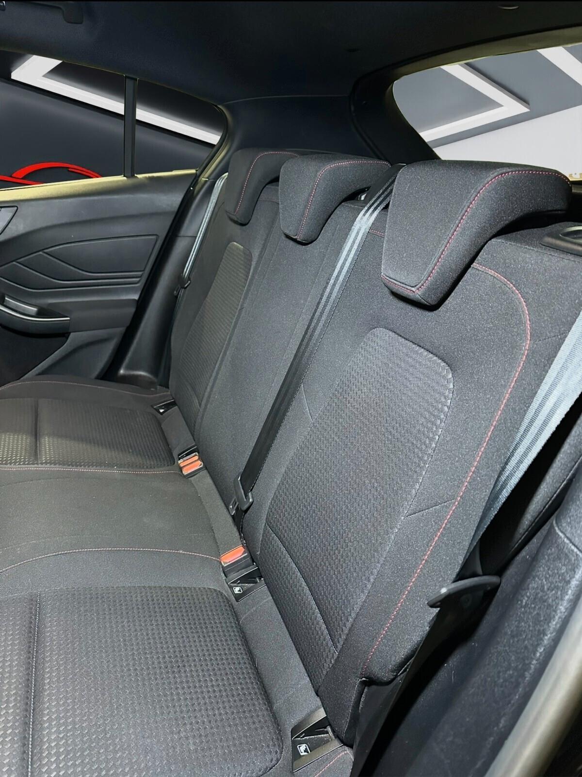 Ford Focus 1.0 ecoboost hybrid ST-Line X 125cv powershift