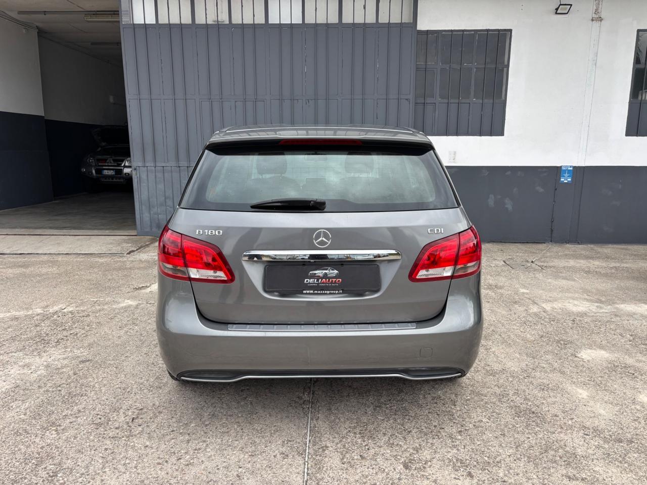 Mercedes classe B 180. Neopatentati. Garanzia