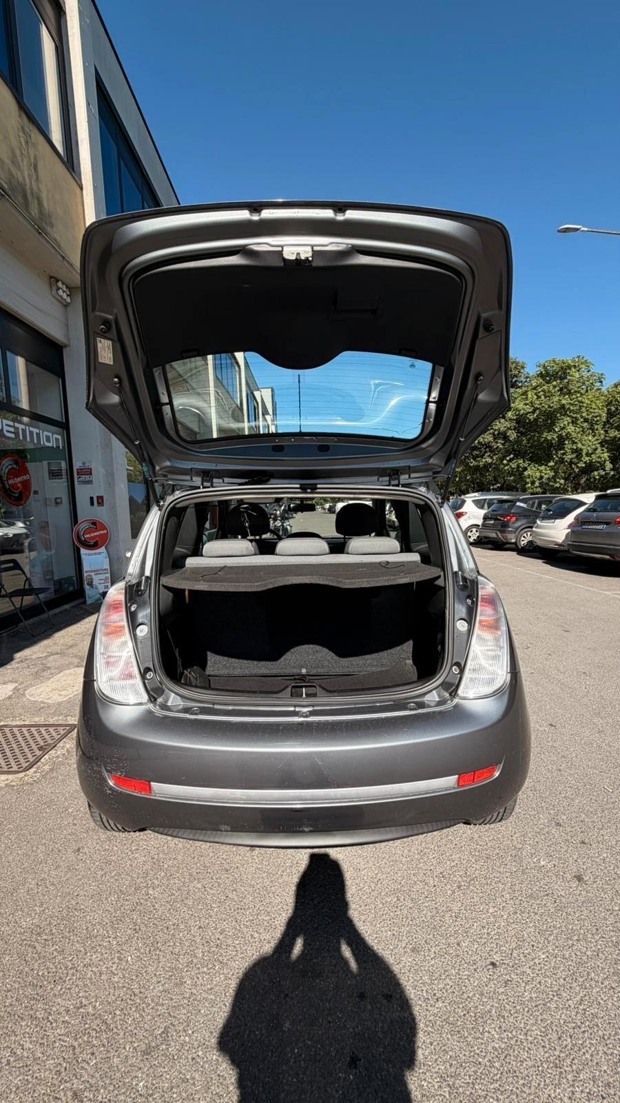 Lancia Ypsilon 1.4 Platino
