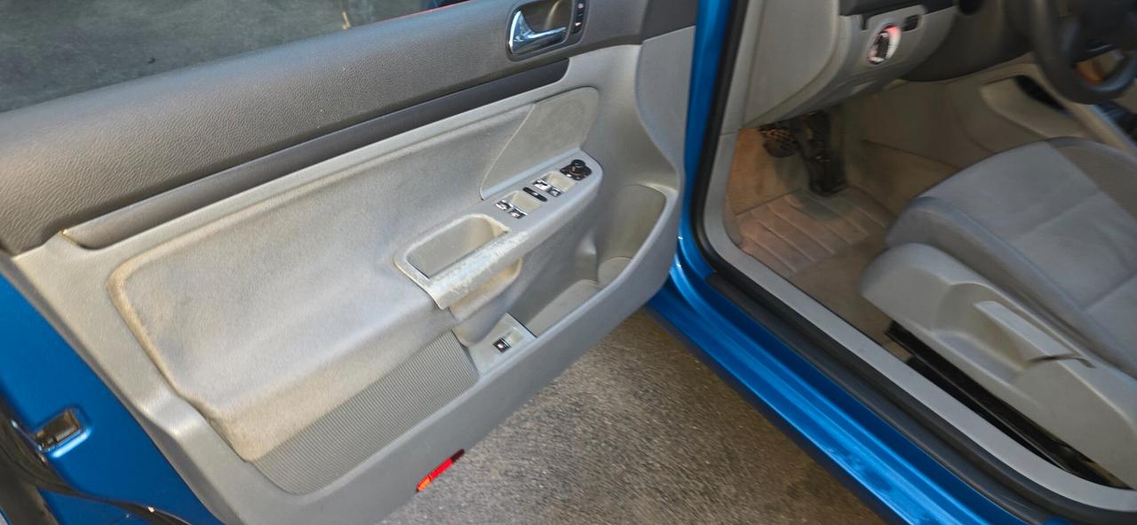 Volkswagen Golf Plus 1.9 TDI DPF Comfortline