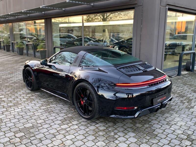 Porsche 911 911 Targa 4 GTS 541 CV (992.2)
