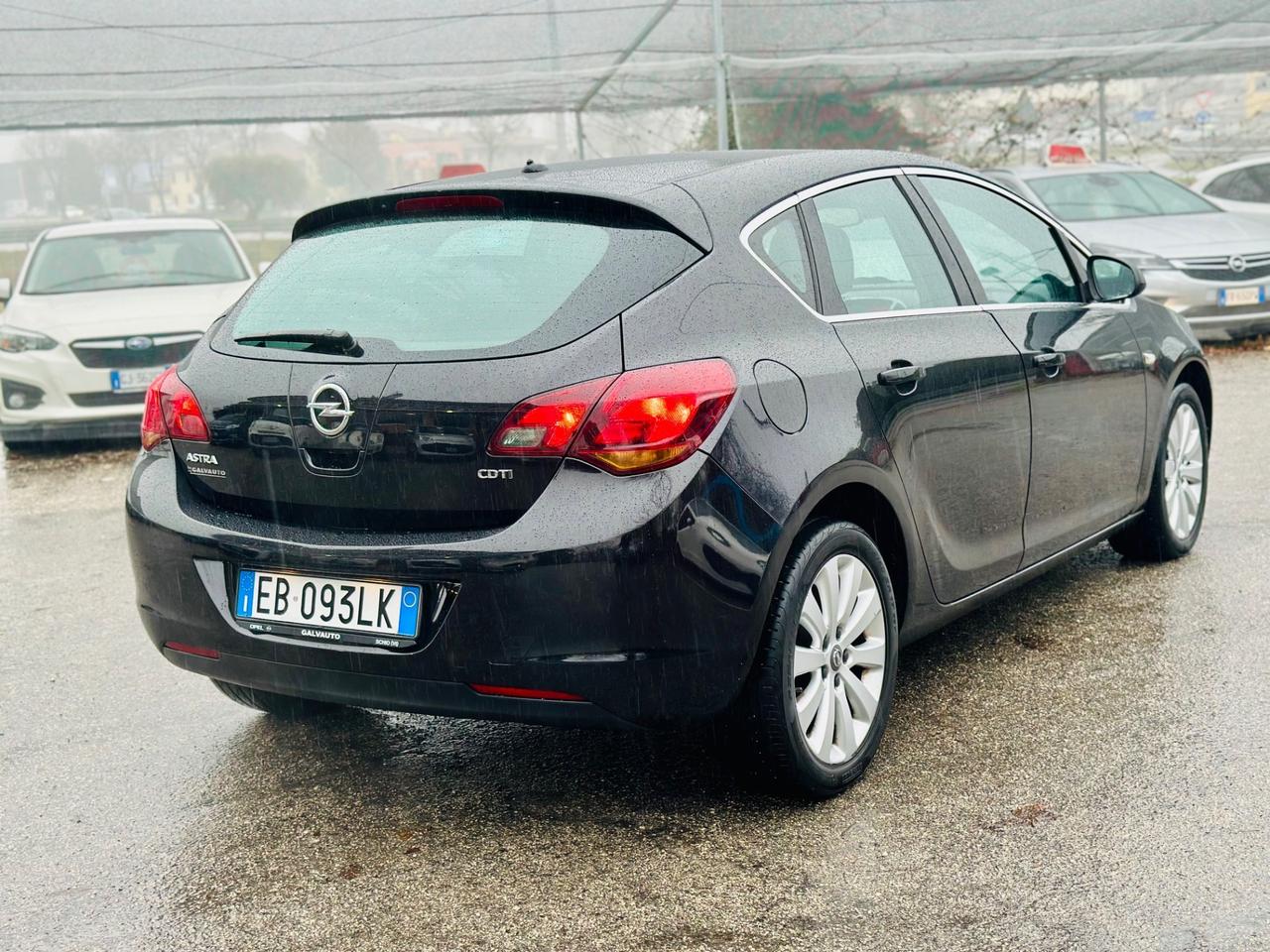 Opel Astra 2010 1.7 CDTI 110CV 5 porte Cosmo ok neopatentati ! ! !