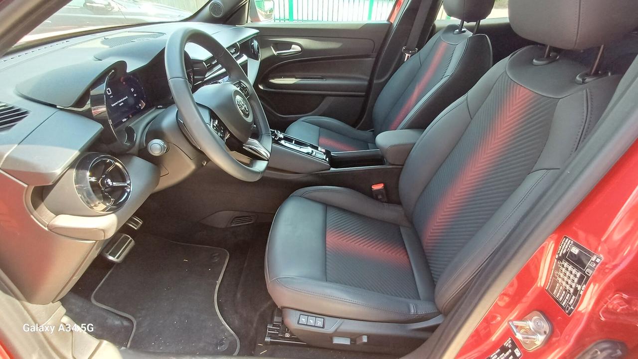 Alfa Romeo Junior 1.2 145 CV Hybrid eDCT6 Speciale