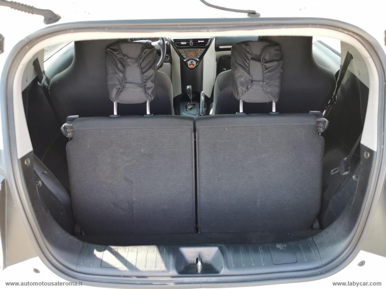 TOYOTA iQ 1.3 CVT Style RATE AUTO MOTO SCOOTER