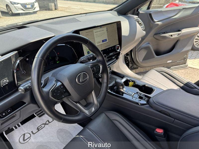 Lexus NX Plug-in 4WD F-Sport