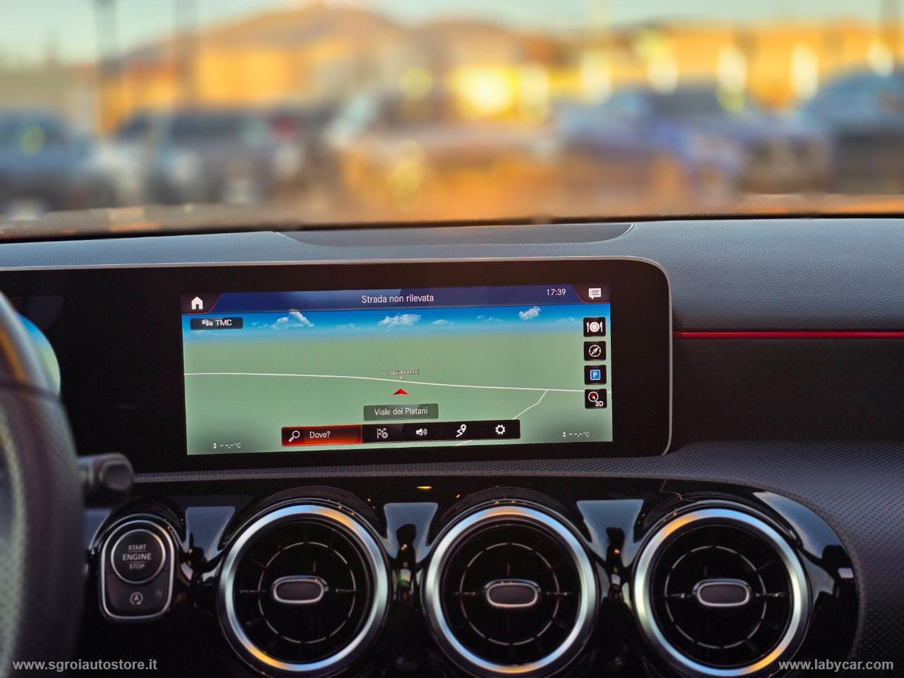 MERCEDES-BENZ A 180 d Automatic Premium NIGHT EDITION