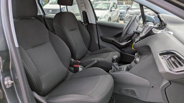 PEUGEOT 208 1.2cc 82cv