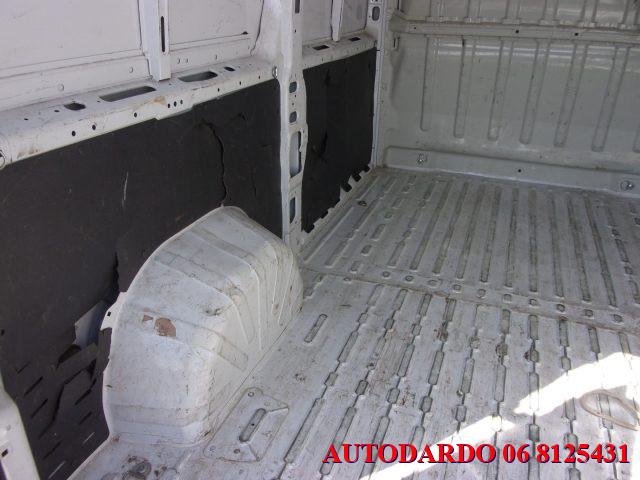 PEUGEOT Boxer 33 2.2 BlueHDi 140 S&S PM-TM Furgone