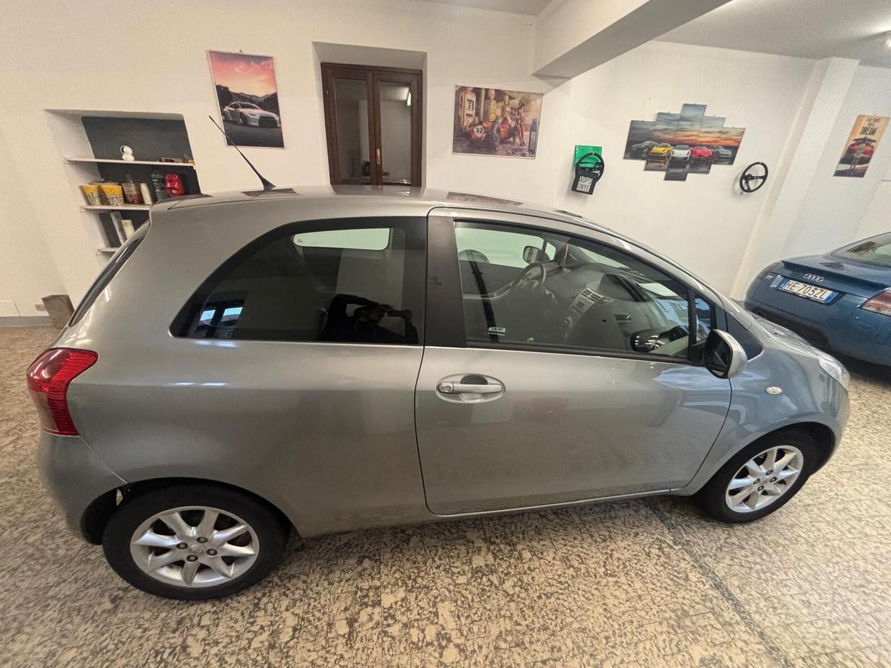 Toyota Yaris 1.3 3 porte