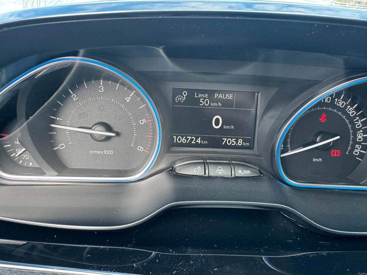 Peugeot 2008 1.6 BLUEHDI 120CV S&S ALLURE 2018