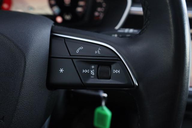 AUDI Q3 35 TDI quattro S tronic Business