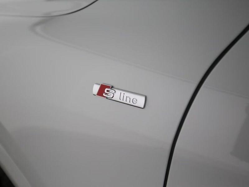 Audi Q5 TDI 150kW quattro S tronic S Line Camera 360° 19"