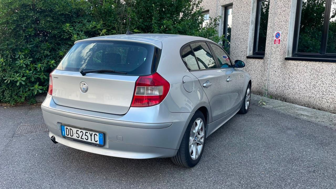 Bmw 116 116i cat 5 porte Futura