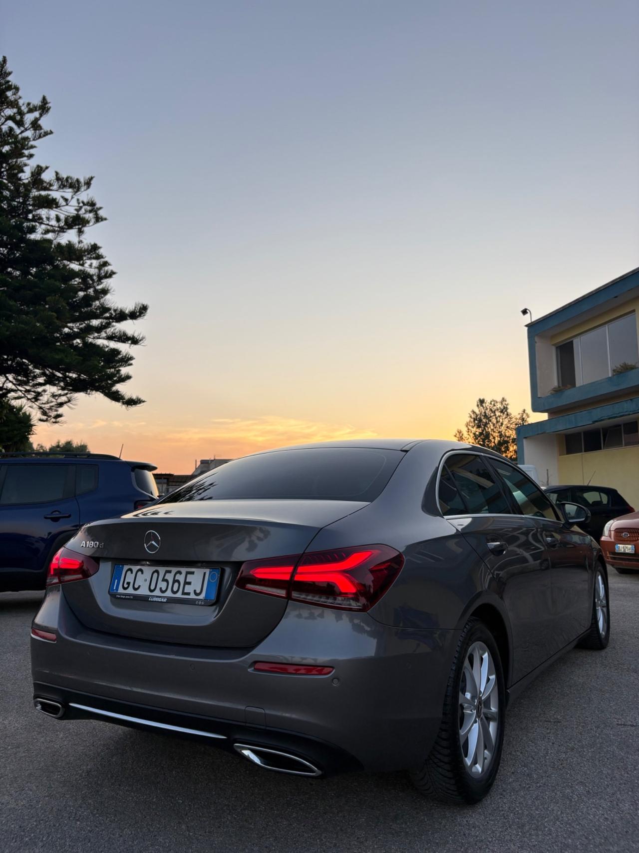 Mercedes-benz A 180 d Automatic Premium