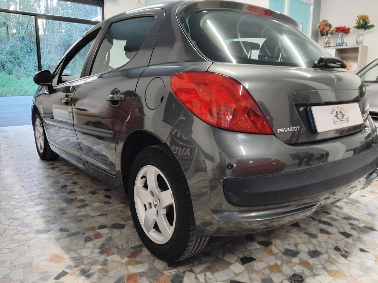 Peugeot 207 1.4 88CV 5p. XS