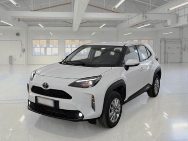 TOYOTA Yaris Cross 1.5 Hybrid 5p. E-CVT AWD-i Business