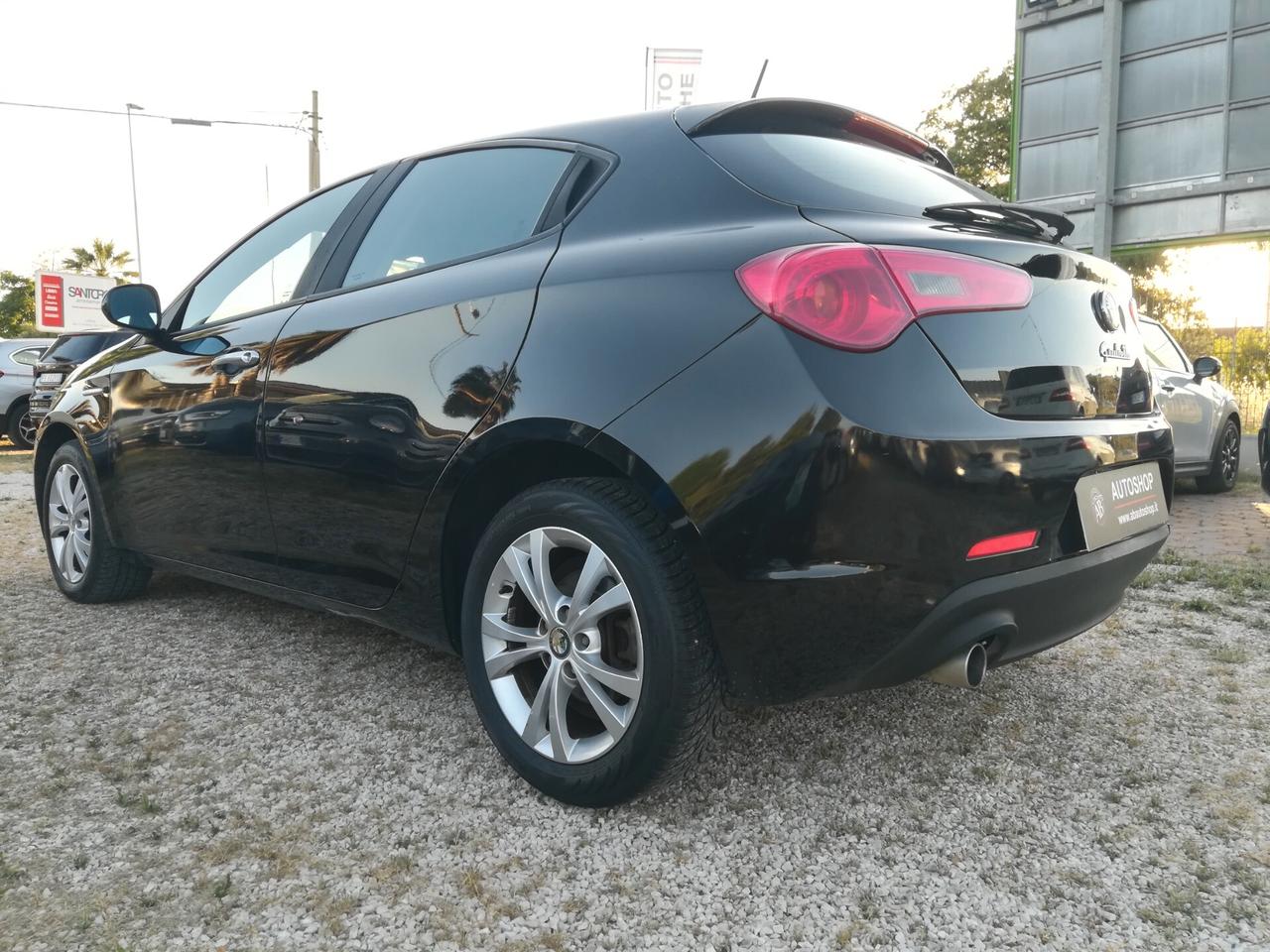 ALFA ROMEO - Giulietta - 1.6 JTD 105 CV - NEOPATENTATI - FINANZIABILE