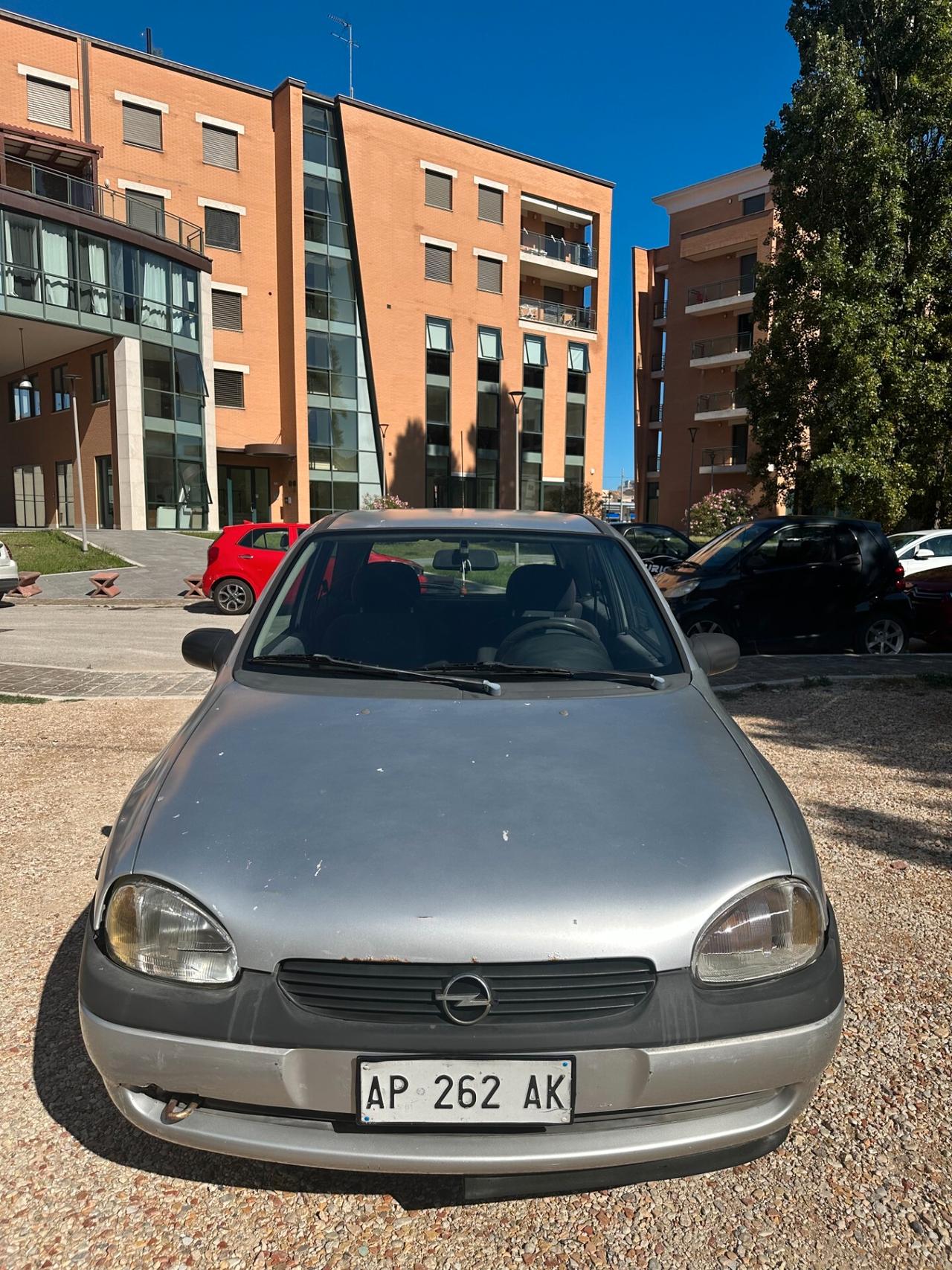 Opel Corsa 1.2i cat 3 porte Viva