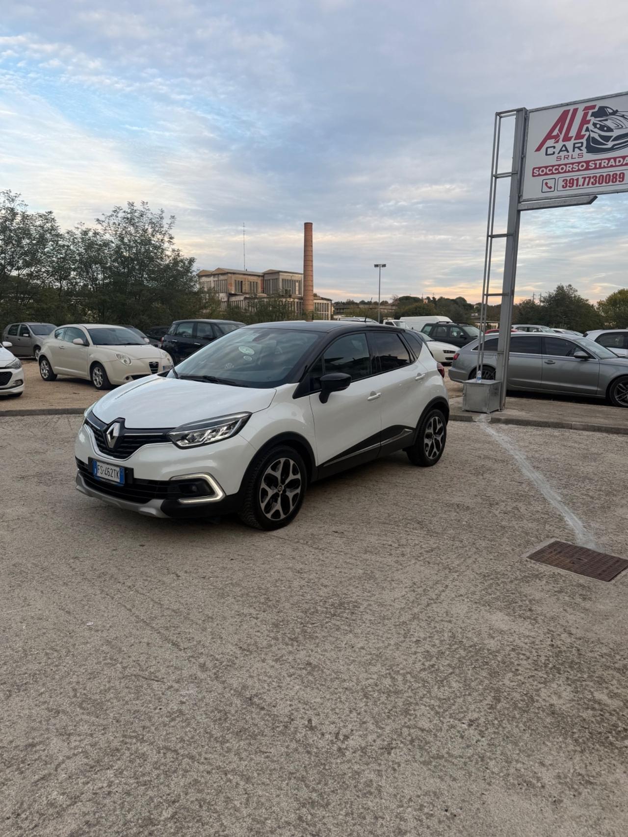 Renault Captur dCi 8V 90 CV EDC Initiale Paris