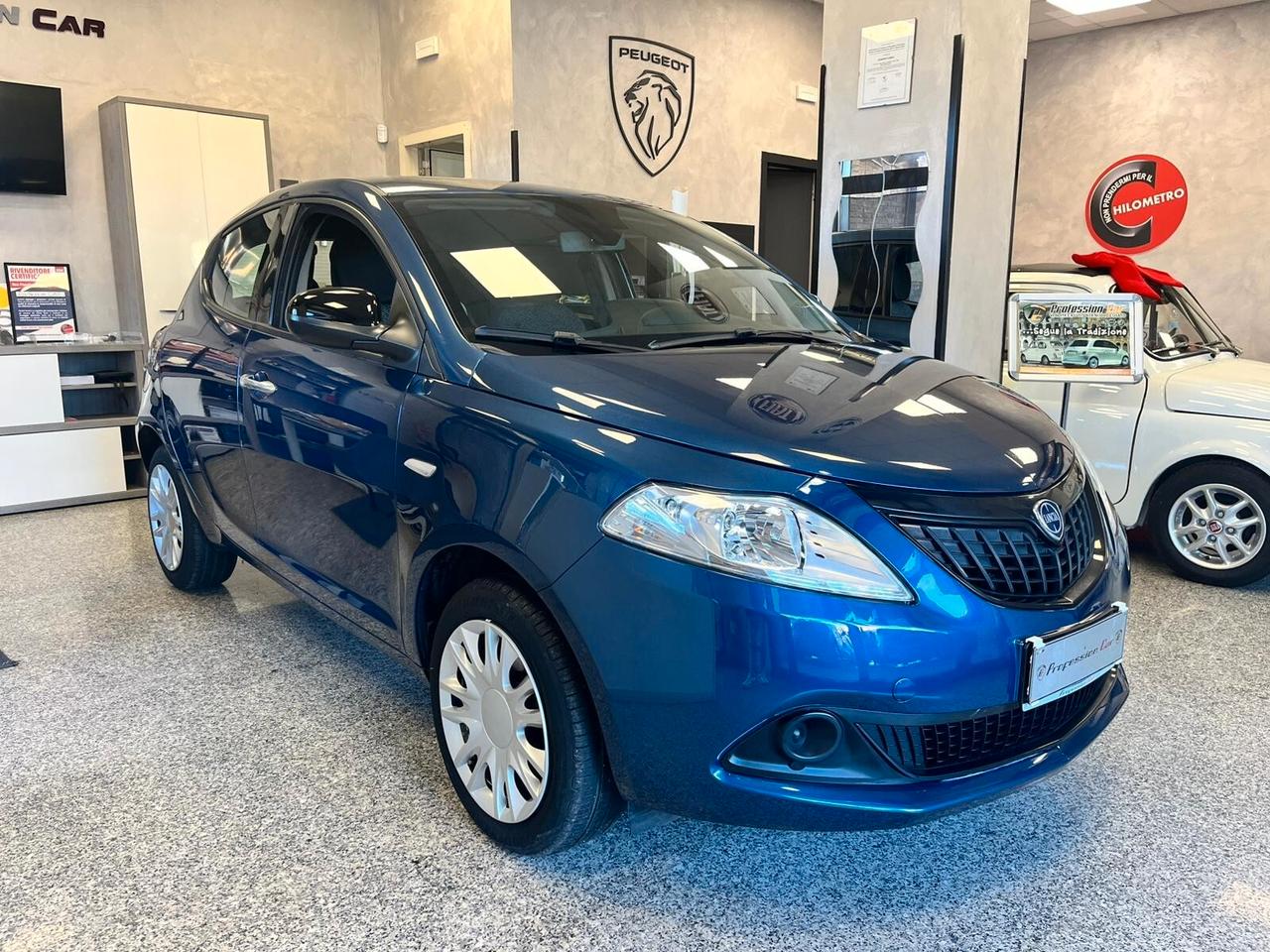 Lancia Ypsilon 1.0 FireFly 5 porte S&S Hybrid Gold