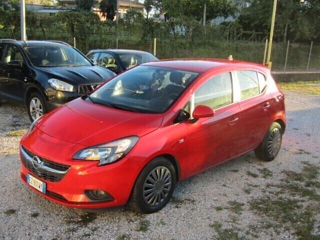 Opel Corsa 1.2 5 porte anche neopatentati