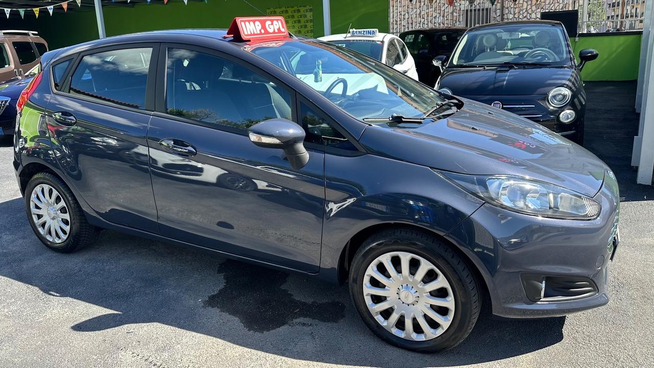 Ford Fiesta 1.4 5 porte Bz.- GPL 2015 150.000 KM
