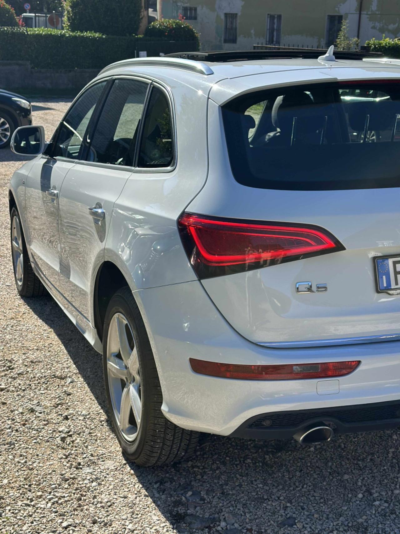 Audi Q5 2.0 TDI EU6B SLINE TETTO QUATTRO KMCERT