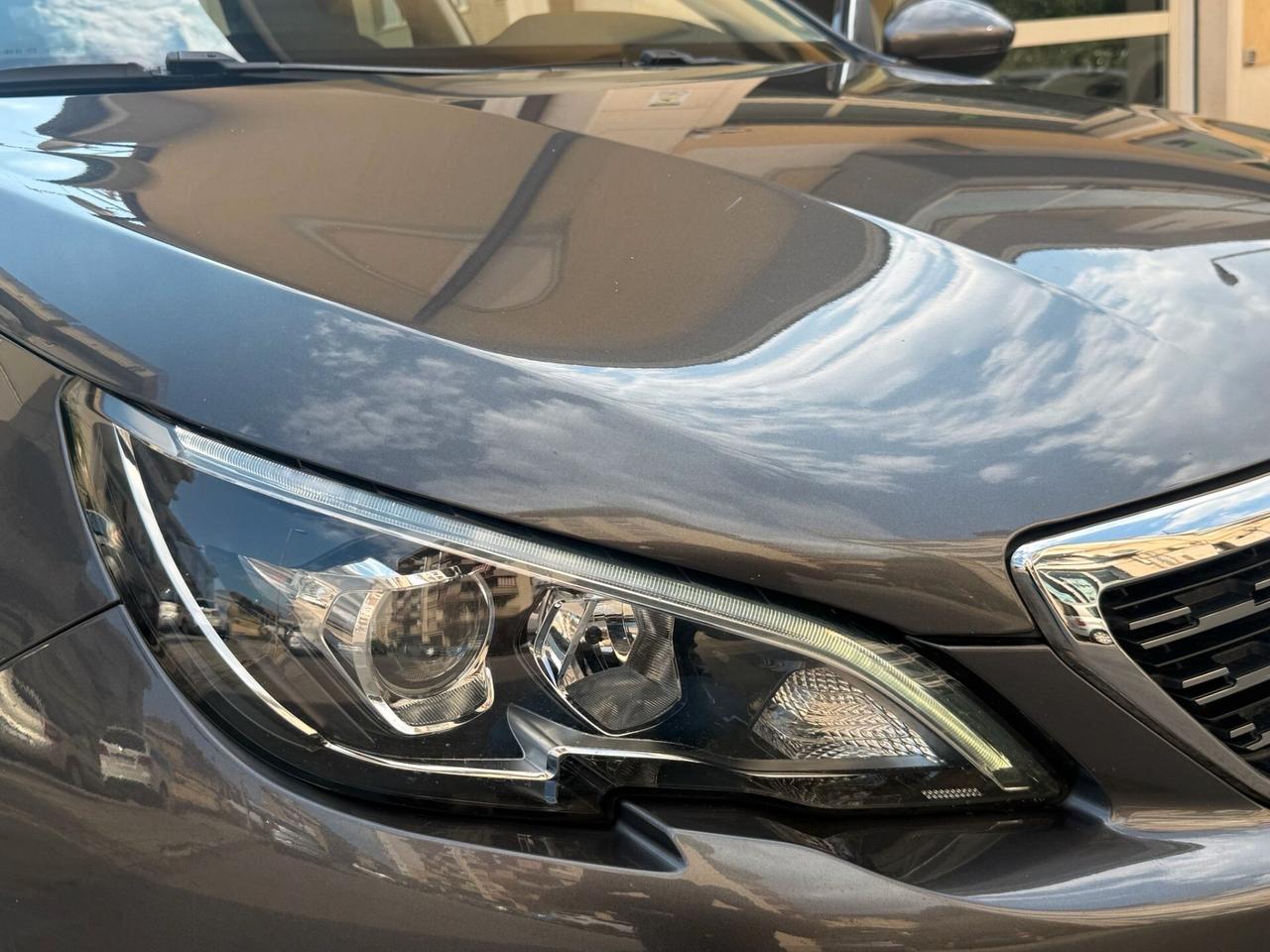 Peugeot 308 BlueHDi 130 S&S SW Allure