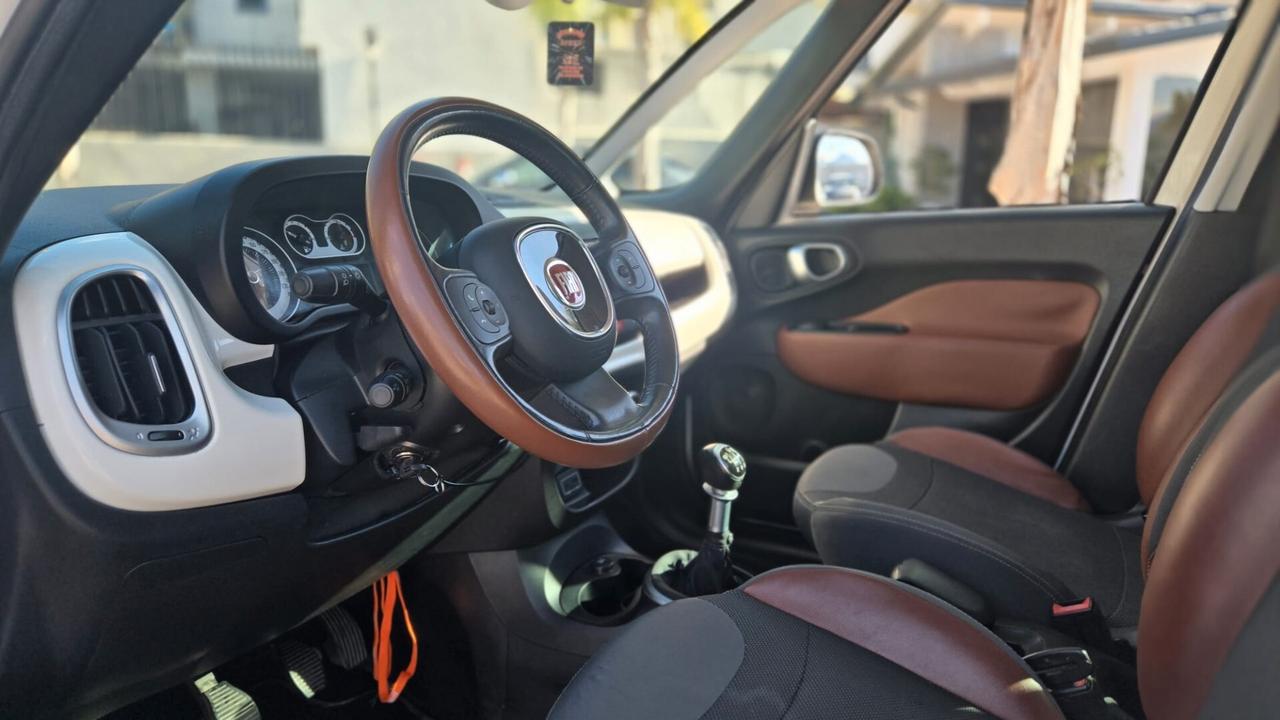 Fiat 500L 1.4 tjt Trekking 120CV Uff Italy Navi USB Pelle