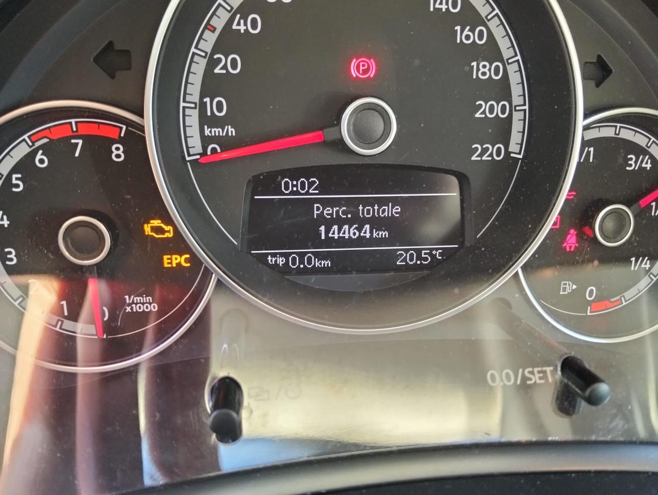 Volkswagen up! 1.0 Benzina 2023 SINISTRATA