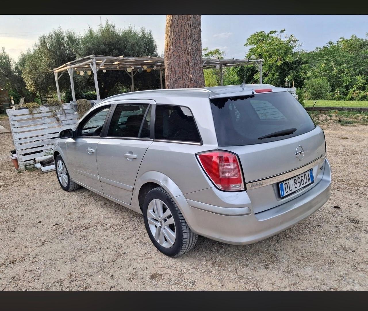 Opel Astra 1.7 CDTI 101CV Station Wagon Club