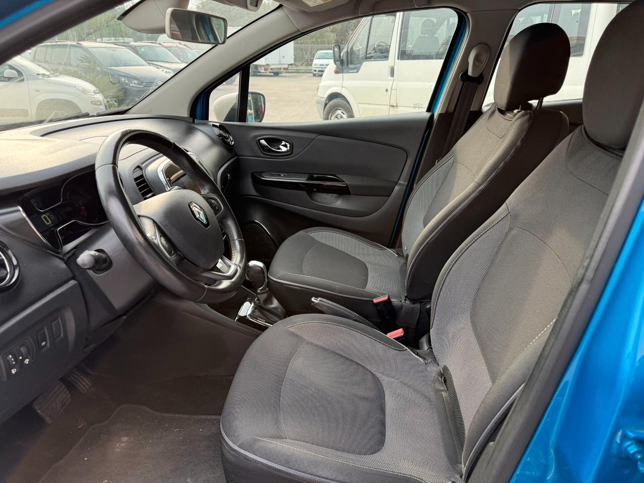 RENAULT CAPTUR 1,5 DCI 90 CV EDC INTENS MY16 5P