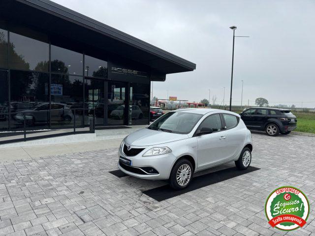 LANCIA Ypsilon 0.9 5 porte Metano Ecochic ANCHE PER NEOPATENTATI